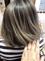 カラーファクトリーゴジュウゴ(color factory55)&nbsp;逆バレイヤージュで初夏仕様☆