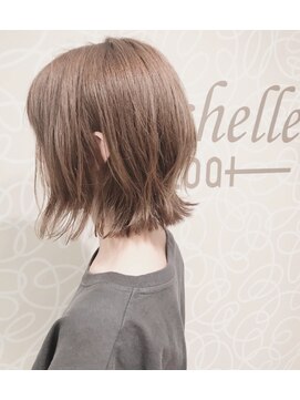 ミッシェル アフロート(michelle afloat) １０代２０代３０代４０代５０代小顔ボブレイヤー外ハネCカーブ