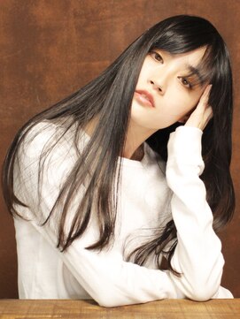 シアンデルカ(CYANDELUCCA) ツヤ髪ストレートロング