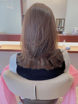 マーリャヘアー(mallia hair) くびれ外ハネセミロング
