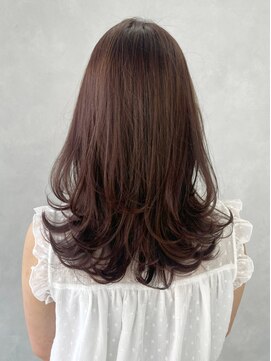 アイティー バイ アルバム 中野店(IT by ALBUM) レイヤーカット_チェリーブラウンフェミニンロング_ba405061