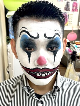 ヘアセットアップス(UP's) ハロウィンジョーカーメイク★怒ってないし困ってないけど見える