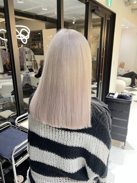 髪屋 紬 【Chu】ハイトーン/ブロンド/ホワイト/抜きっぱなし/ベージュ