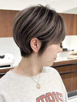 ジルブラン(JIL BLAN) ハイライトバレイヤージュダブルカラーショートカット30代40代