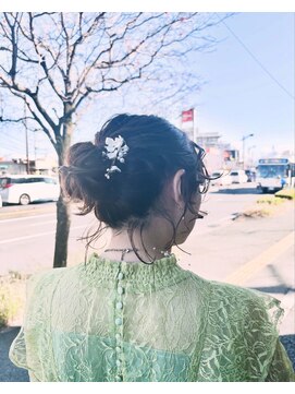 アズグロウ エクラ(AS GROW 'eclat) ルーズシニヨン