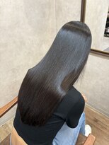 ウタリ(utari)&nbsp;うる艶ストレート【難波 桜川/髪質改善】