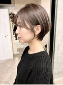首元すっきり。品よくまとまる大人コンパクトショート