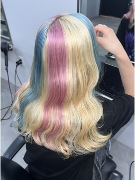 ギミックパシャ(GIMMICK pasha) ブロンド×ホワイトピンク×水色