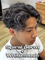 フラム ヘアデザイナーズ(FuLAM Hair designers*)&nbsp;ギャングスパイラル×ホワイトメッシュ