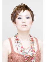 カーザ(CASA) 女の子の憧れ☆短めの斜めバングのアシンメトリーショート