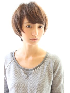 レウナ 外苑前(Reuna) メルトカラー×コンパクトで可愛いひし形ボブ