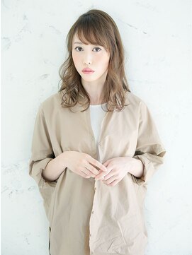 フミ(Fumi) くびれひし形ミディアム