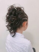 フレイストート(Frais Tout)&nbsp;パンチの効いたコンロー風編み込み×モヒカン