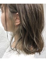 ボウ(BEAU)&nbsp;さりげなくお洒落を演出◎グリーンインナーカラー