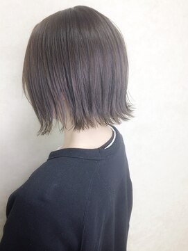 エヌプラス(N+) 黒髪グラデヘアーオリーブグレー小顔に見せるヘアココアベージュ