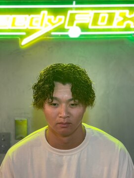 グリーディーフォックス 代々木(Greedy FOX) アップバング/ツーブロックマッシュ/束感/波巻き[シェービング]