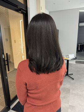 ナンバー 竪町(number+) 10代20代30代大人かわいい暗髪艶感Ｃカール内巻き