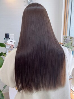 オリビアヘアー(OLIVIA HAIR)の写真/【武庫元町商店街内】髪質改善Tr/ダメージを補修して芯から潤う理想の髪質へ♪話題の髪質改善Tr取扱店！