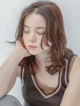 ティファ 二子玉川(Tiffa) クラゲヘアー/オリーブグレー/小顔/ココアベージュ［二子玉川］