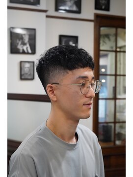 グランクラブ(GRANCLUB) ローフェードカット