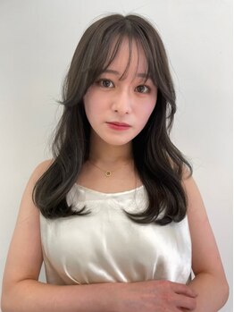 ローウェシェア(Louwe/share)の写真/骨格や雰囲気に合わせた顔まわりのレイヤーカットであなたらしい魅力を表現。[立川]