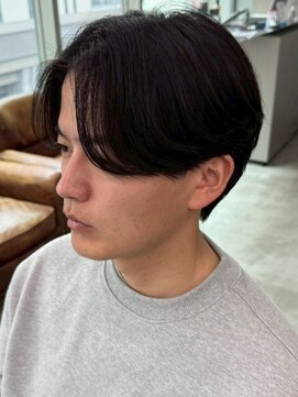 セプト 博多(SEPT.) マッシュショート ニュアンスパーマ センターパート 眉毛カット