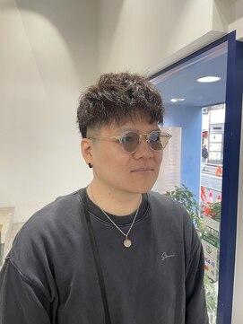 ウクラ バイ レシッド 池袋(uchla by rcid) ツイストスパイラルパーマ