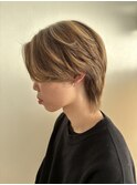 シルバーベージュ×センターパート