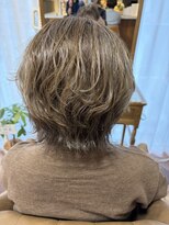 ラナ(LANA) 白髪ぼかしで明るく白髪を染めてます!