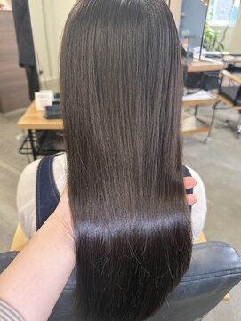 オアシス アン(oasis-un) 縮毛矯正☆学割20%オフ対象です!