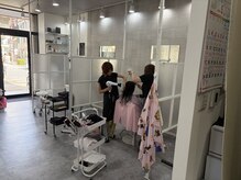 アンドシー ヘア(&C hair)の雰囲気(仕切りがあり、落ち着いた雰囲気でございます◎)