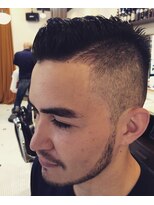 バーバー アカダマ&nbsp;床屋技炸裂  フェードカット！　スタイリスト佐々木