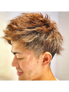 イーズヘアー(Eaze Hair) ツーブロックアップバンクショート