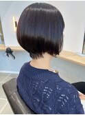 大人可愛い前下がりゆったりショートボブ