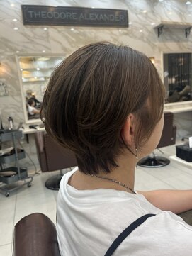 ティンク 関内(Tink) 大人フェミニンショート