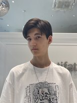 アルティファータ(artifata)&nbsp;ビジネスシーンでも使えるクリーンなショートヘア