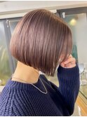 ベージュ