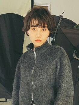 シトカ(sitka)の写真/【スタイリングが簡単に◎】外国人のような癖毛感☆選べる質感で"大人可愛い"が叶う♪ダメージも最小限◎