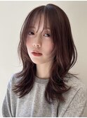 顔周りレイヤーカットくびれヘアミルクティーベージュカラー