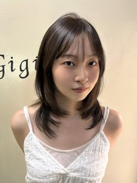 ジジ 代々木(Gigi) ナチュラル韓国レイヤー/新宿/代々木/酸性ストレート/髪質改善