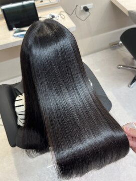 ニッティ(nittio) 縮毛矯正/髪質改善/髪質改善カラー/弱酸性/恵比寿