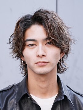 レタッチバイフィフス(RETOUCH by fifth) 原宿センターパートウルフメンズ緩めシャドウパーマルーズパーマ
