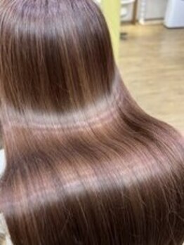 アードバーク(aardvark)の写真/骨格・髪質を見極め、M3Dや酸性ストレートで扱いやすい艶髪へ。大人女性から支持される“似合う”を提案！