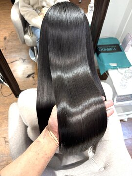 エルサ ザ ビューティー(ELSA the beauty) 水素髪質改善トリートメント/酸性縮毛矯正