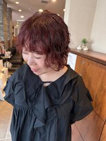 モードファクター デザイナーズサロン(mode Factor designer's salon)&nbsp;ミディアムウルフパーマ×ルビーカラー