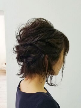 ホワイトスペース(whitespace) 外はねハーフ