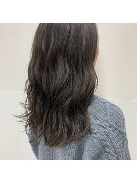 ノア(NOA by KENJE) グレージュ