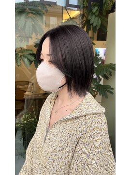 シェルハ(SHELHA) グレージュ 切りっぱなしボブ ベルボブ ブリーチカラー