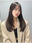 ストレートレイヤーカット_オリーブベージュレイヤーカット
