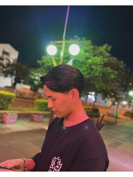 フォーコーナーズカットショップフェイビーズ 名古屋西(FourCornersCutShop favey's) テーパーフェード